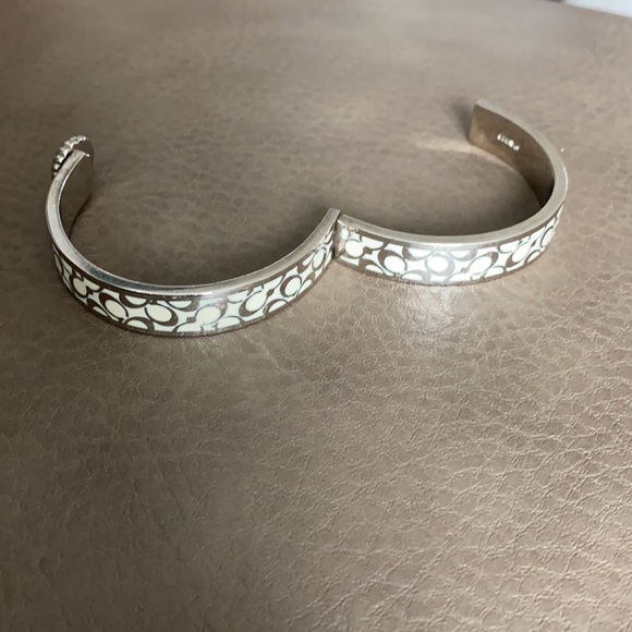 Bracelet - Picture 3 of 3